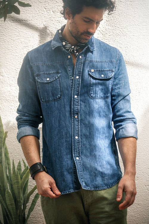 dark blue dress shirt with jeans How To Wear A Dress Shirt With Jeans