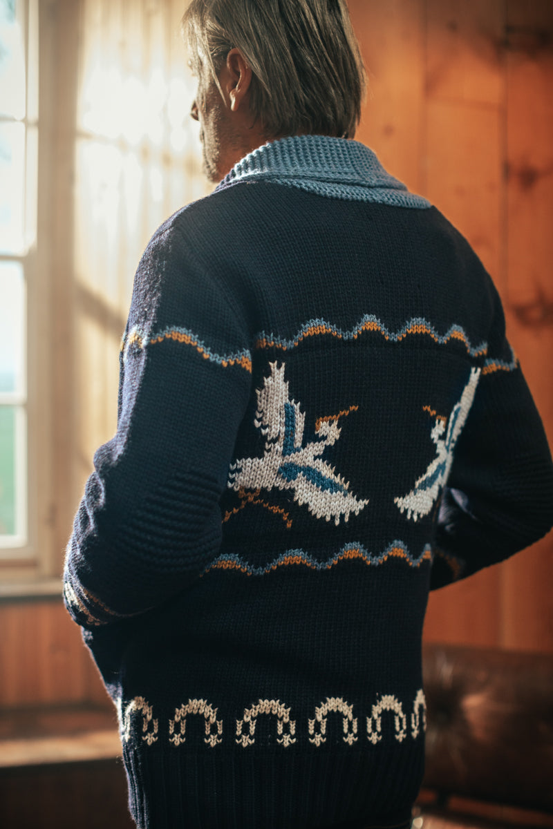 Crane Pattern Jacquard Knitted Cardigan