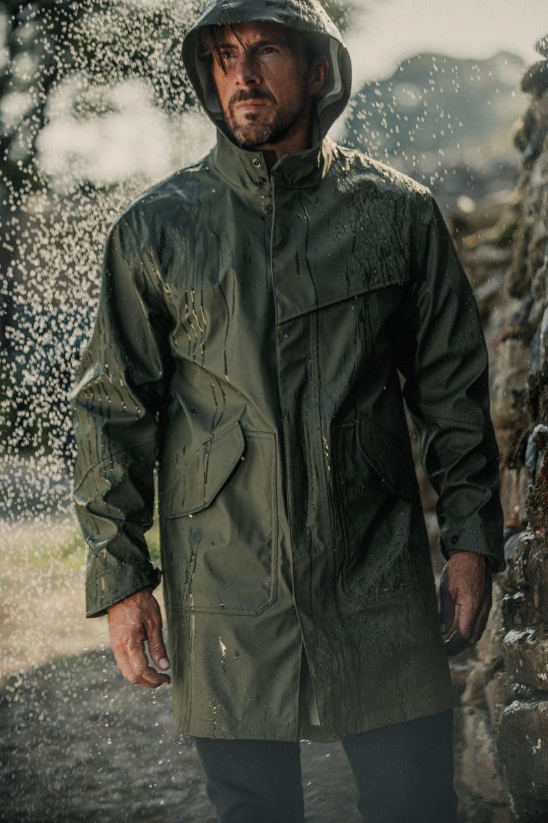 Ark Raincoat Green | Men's Raincoats | &SONS
